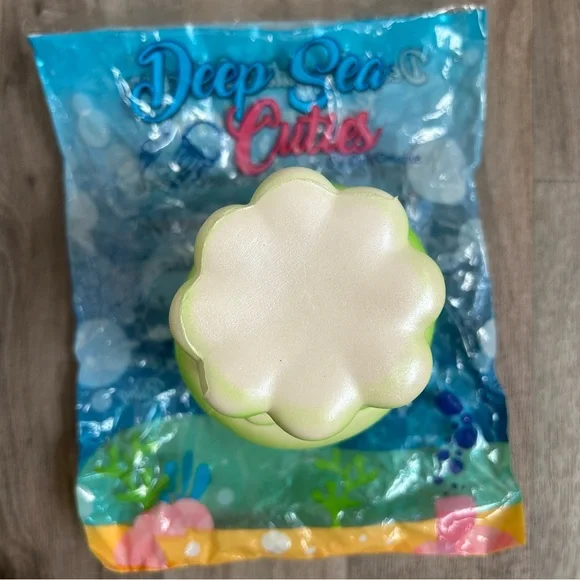 Cute Creative Squishies Deep Sea Cuties Squid And UFO Sheep Lot Bundle - Picture 7 of 11